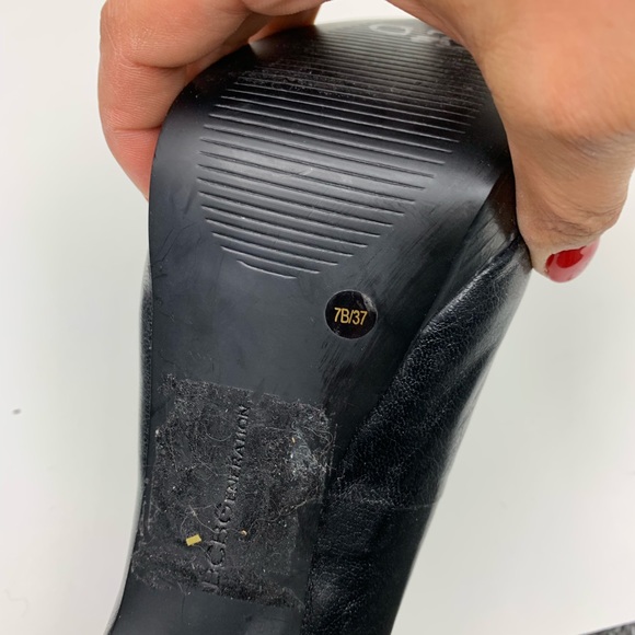 BCBGeneration Black Peep-Toe Heels Size 7 - Picture 7 of 7